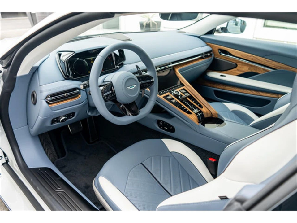 2026 Aston Martin Vanquish 3rd Gen - Image 10 of 12