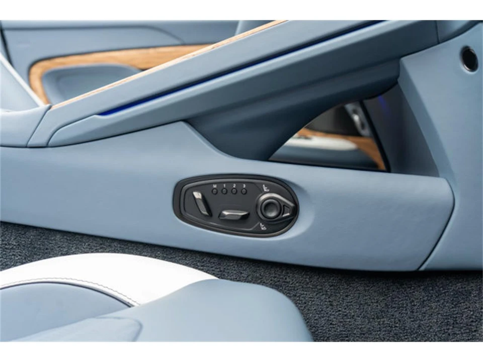 2026 Aston Martin Vanquish 3rd Gen - Image 25 of 31