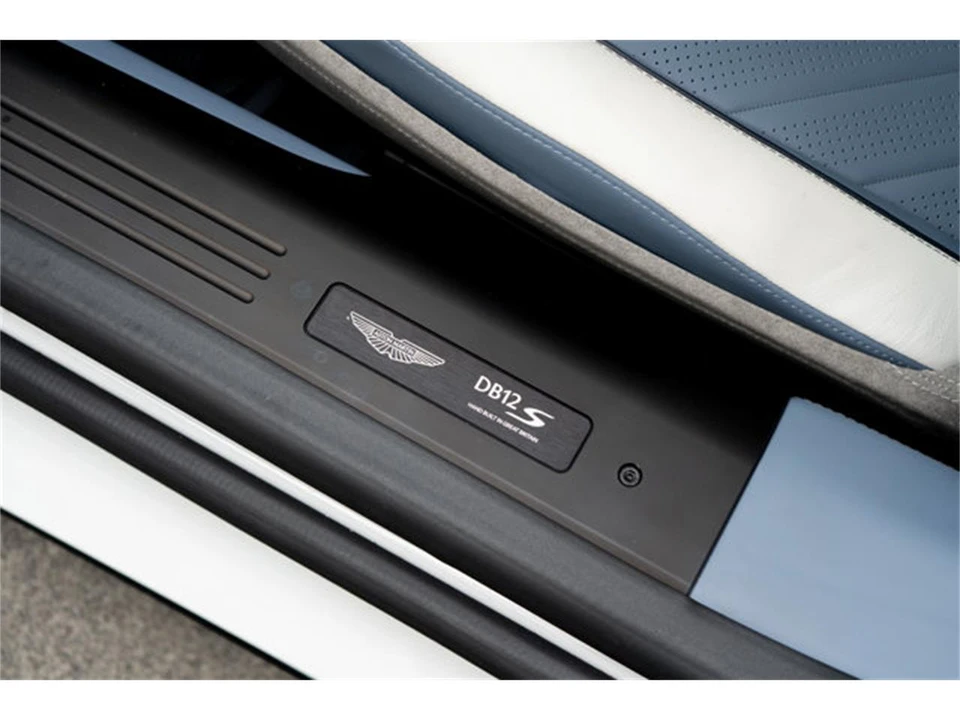 2026 Aston Martin Vanquish 3rd Gen - Image 22 of 31