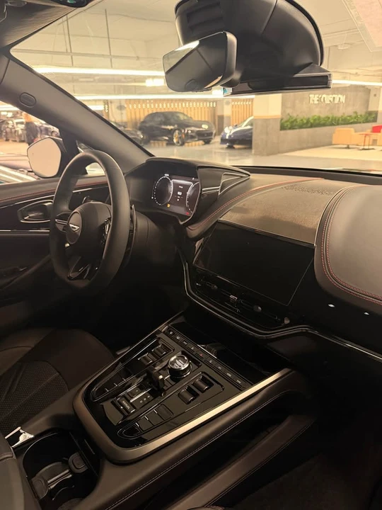2026 Aston Martin DBX - Image 2 of 3
