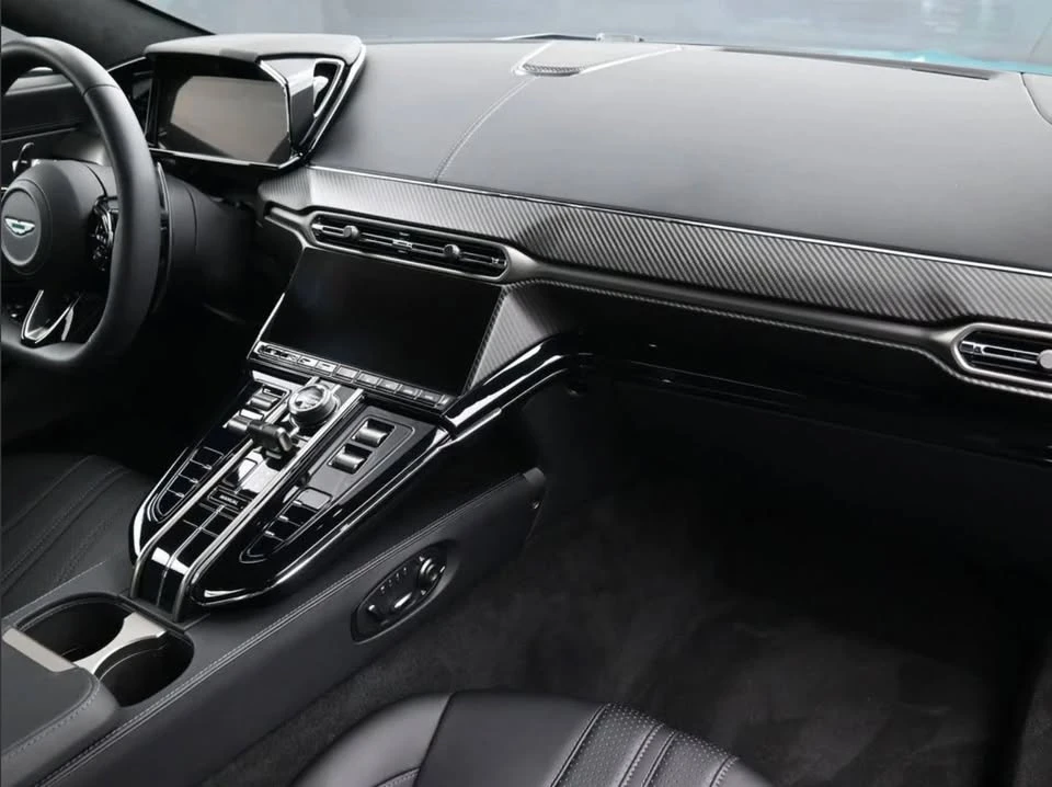 2026 Aston Martin V8 Vantage (2019+) - Image 8 of 15