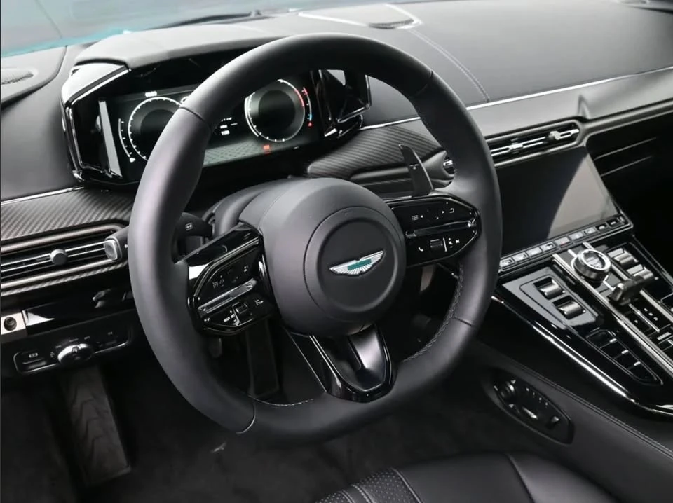 2026 Aston Martin V8 Vantage (2019+) - Image 5 of 15