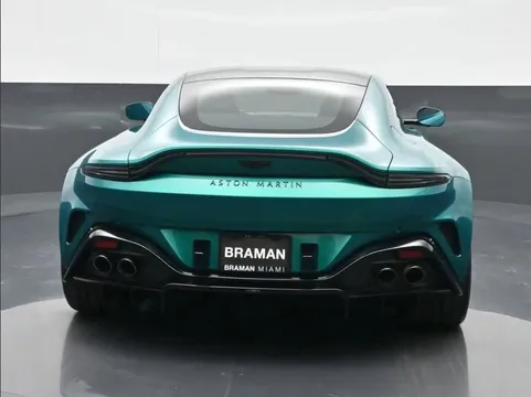 2026 Aston Martin V8 Vantage (2019+) - Image 3 of 15