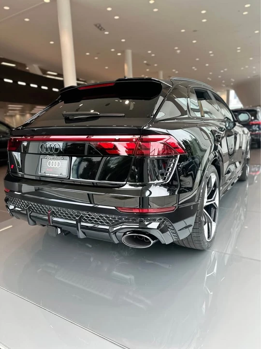 2026 Audi RS Q8 Performance - Image 3 of 6