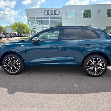 2026 Audi Q3 45 TFSI S line Premium