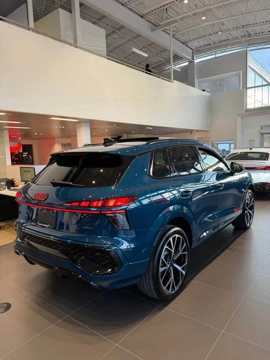 2026 Audi F3 Q3 - Image 2 of 4