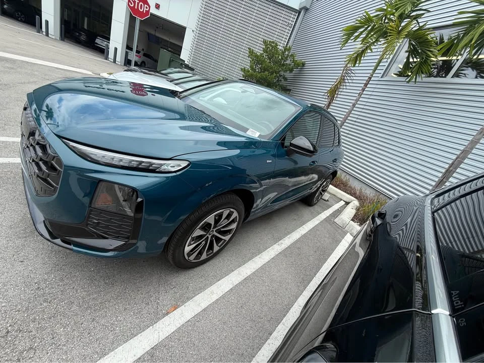 2026 Audi F3 Q3 - Image 3 of 3