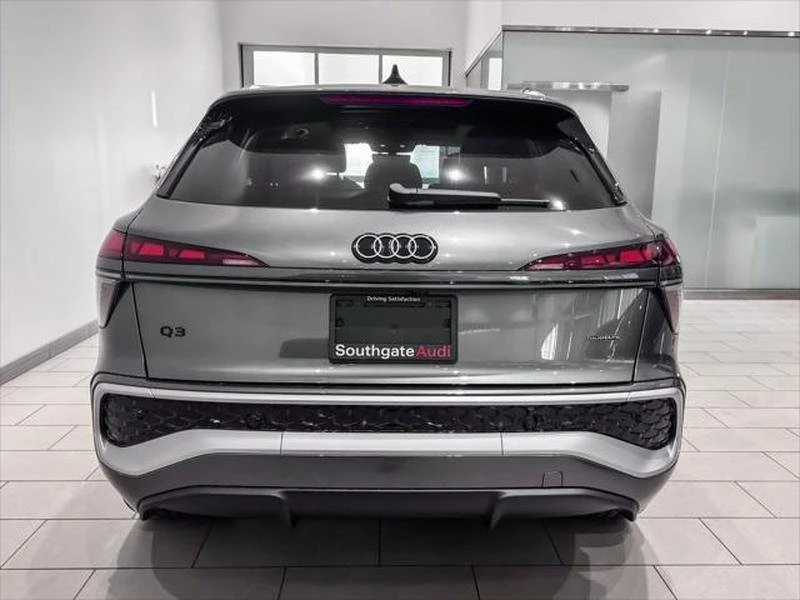 2026 Audi F3 Q3 - Image 3 of 20
