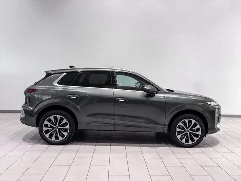 2026 Audi F3 Q3 - Image 4 of 20