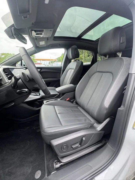 2026 Audi Q4 e-tron - Image 8 of 17