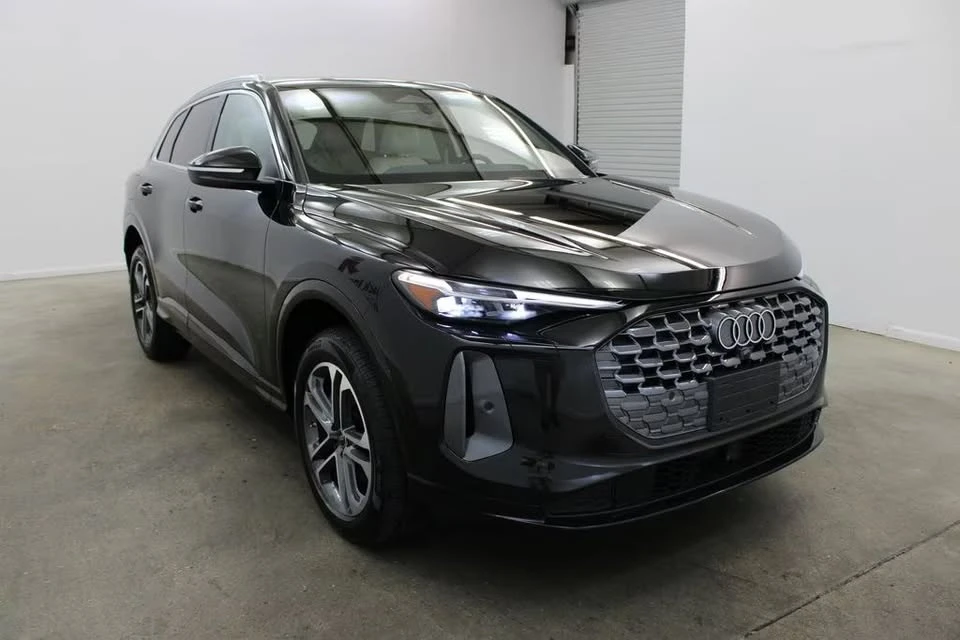 2026 Audi FY Q5 - Image 15 of 19