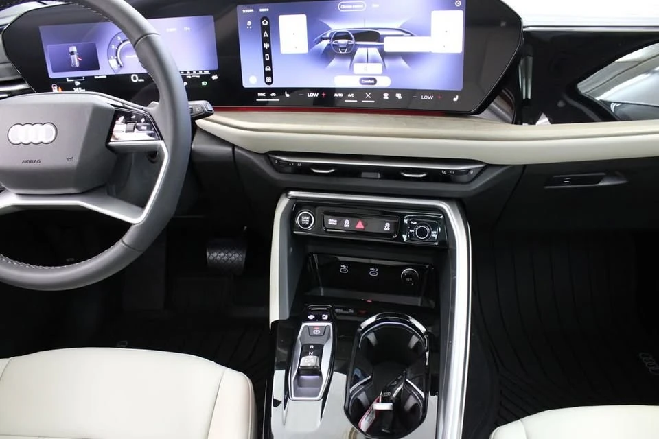 2026 Audi FY Q5 - Image 3 of 19