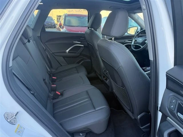 2026 Audi FY Q5 - Image 15 of 20