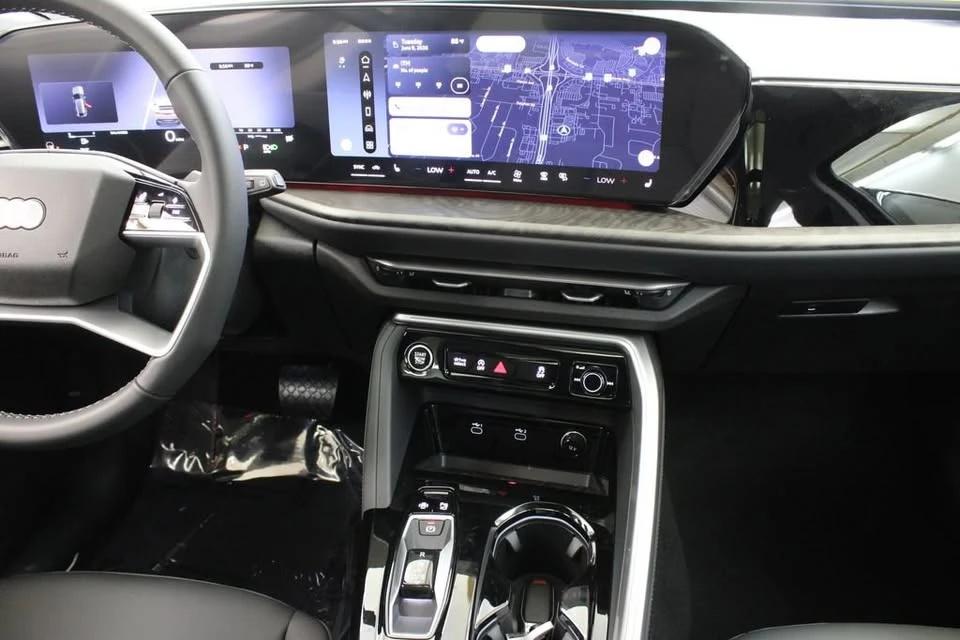 2026 Audi FY Q5 - Image 3 of 18