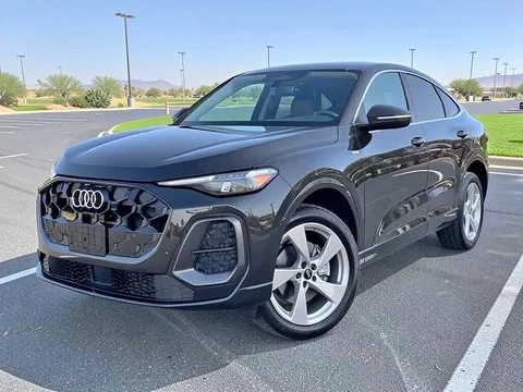 2026 Audi Q5 Sportback Premium Plus