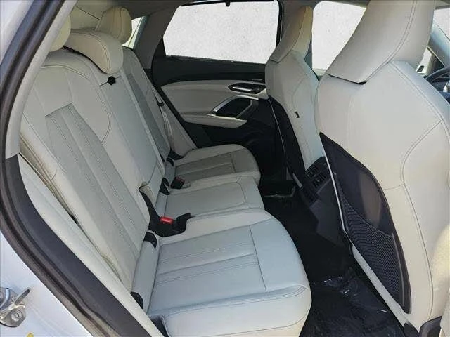 2026 Audi FY Q5 - Image 16 of 18
