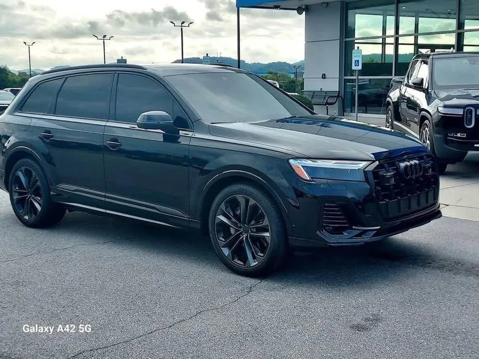 2026 Audi 4M Q7 - Image 2 of 11