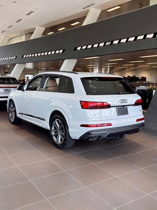 2026 Audi 4M Q7 - Image 4 of 20