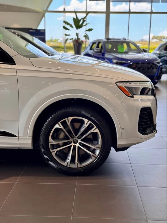 2026 Audi 4M Q7 - Image 3 of 20
