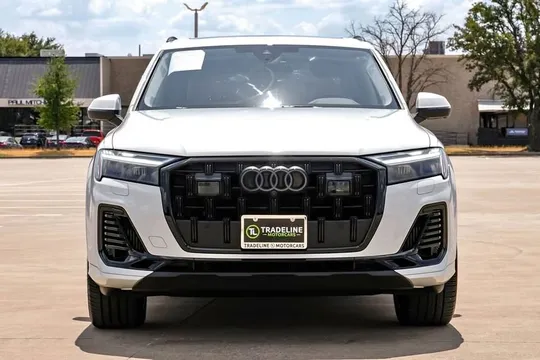 2026 Audi Q7 55 Premium Plus