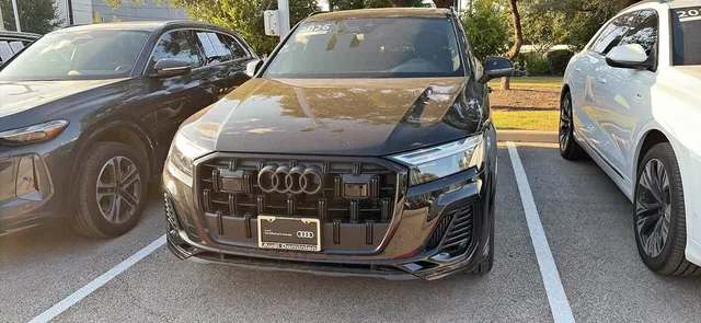 2026 Audi Q7 55 TFSI Premium Plus Sport Utility 4D