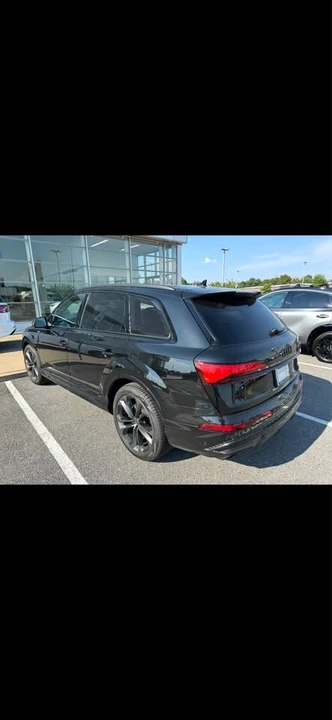 2026 Audi 4M Q7 - Image 2 of 3
