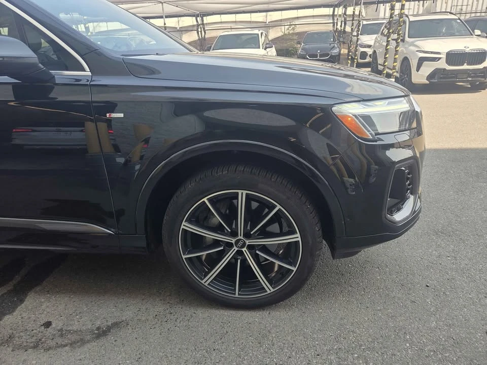 2026 Audi 4M Q7 - Image 4 of 20