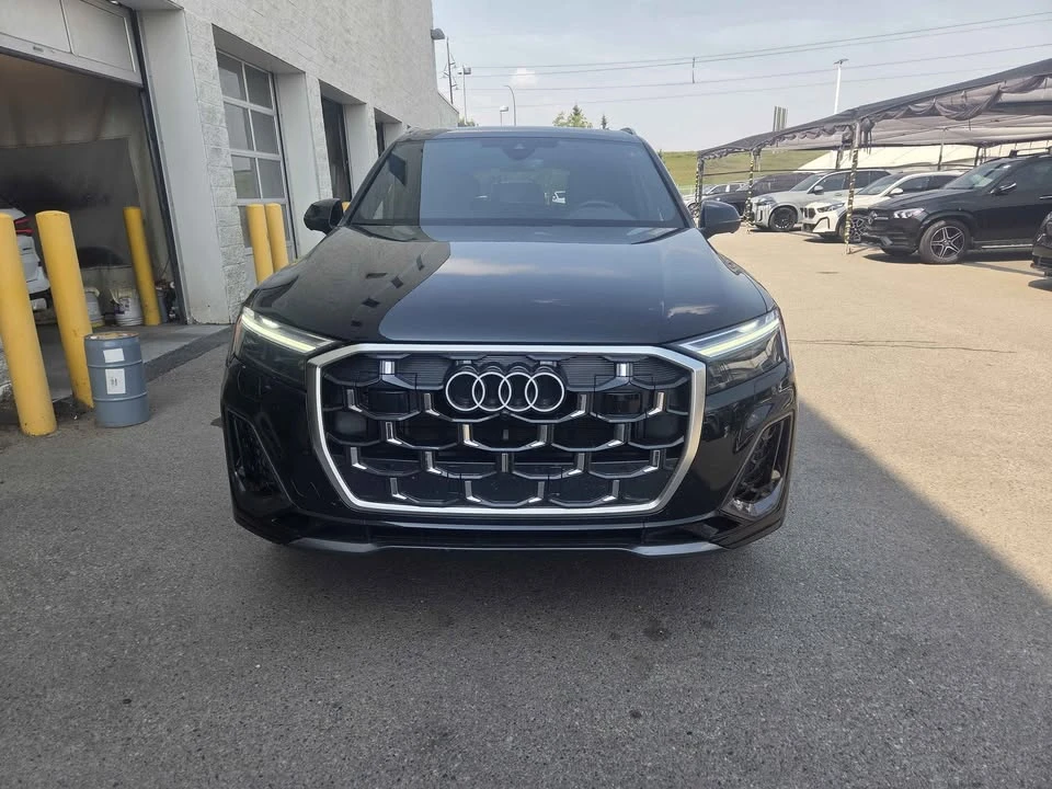 2026 Audi 4M Q7 - Image 2 of 20
