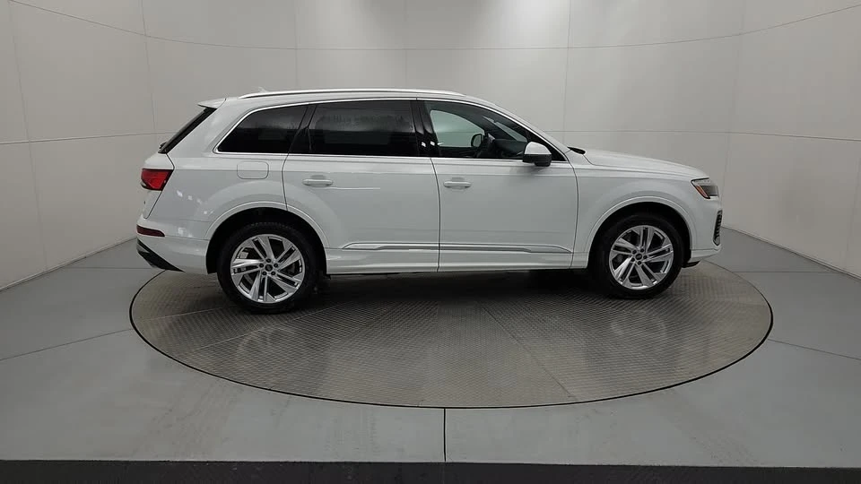 2026 Audi 4M Q7 - Image 9 of 10