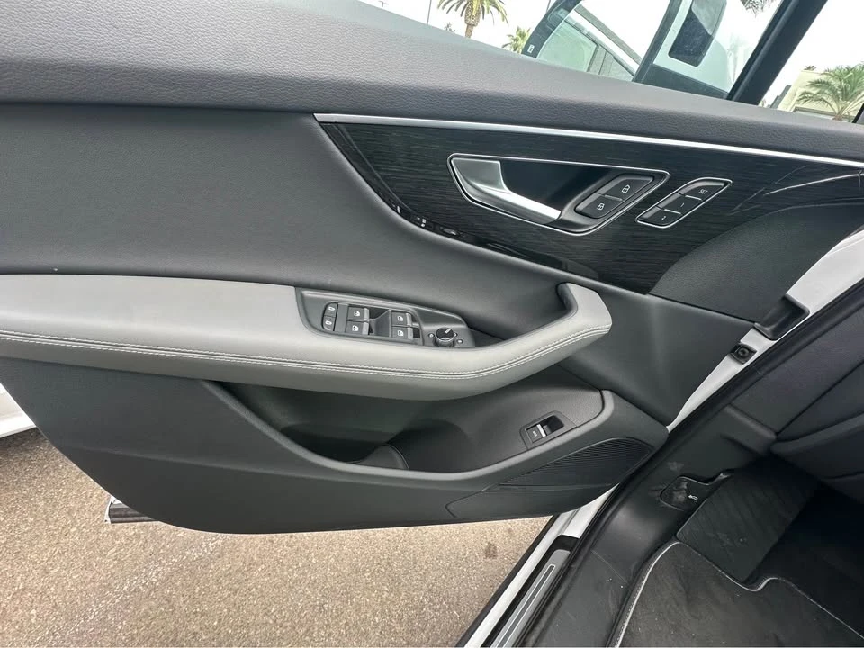 2026 Audi 4M Q7 - Image 5 of 17