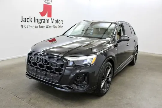 2026 Audi Q7 S line 55 Premium