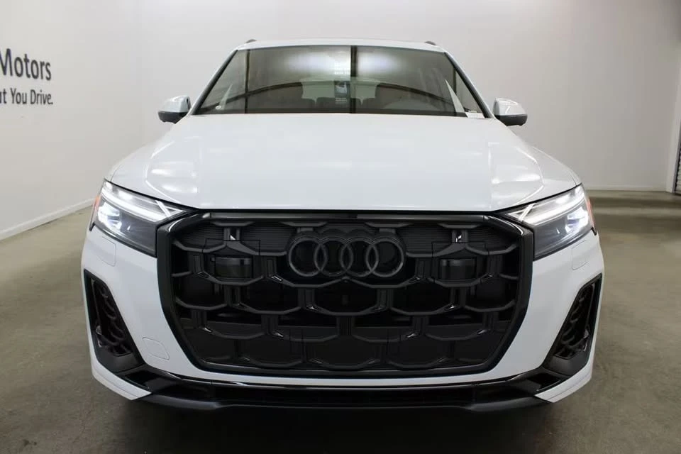2026 Audi 4M Q7 - Image 2 of 18