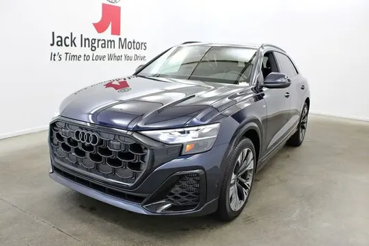 2026 Audi Q8 55 Premium