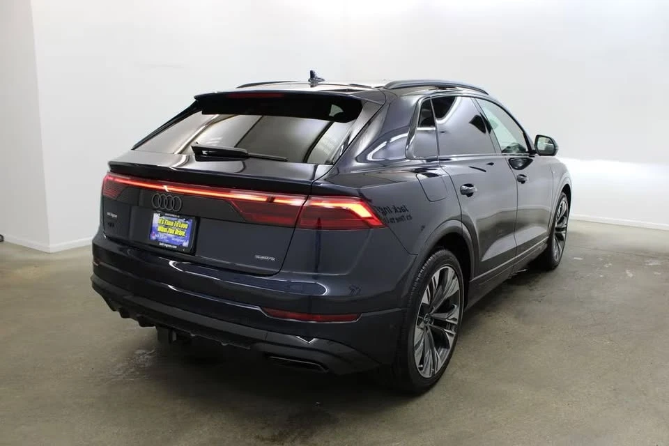 2026 Audi Q8 - Image 3 of 18