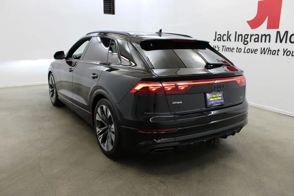 2026 Audi Q8 - Image 15 of 17