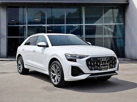 2026 Audi Q8 Premium 55 TFSI quattro Tiptronic