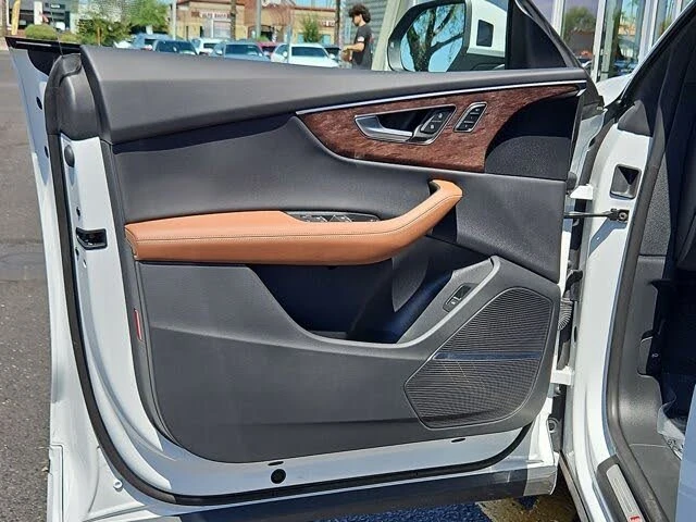 2026 Audi Q8 - Image 10 of 19