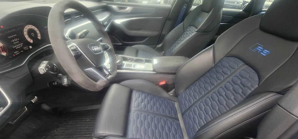 2026 Audi C8 RS6 - Image 11 of 19