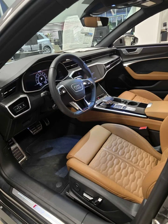 2026 Audi C8 RS7 - Image 12 of 17