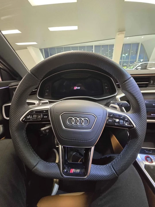 2026 Audi C8 RS7 - Image 15 of 17