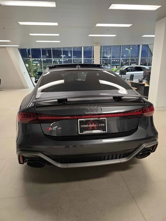 2026 Audi C8 RS7 - Image 5 of 17