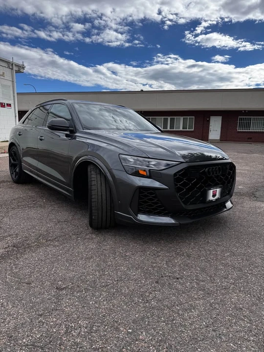2026 Audi RS Q8 Performance - Image 5 of 16