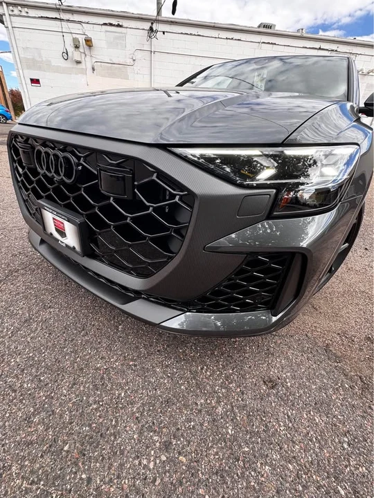 2026 Audi RS Q8 Performance - Image 7 of 16