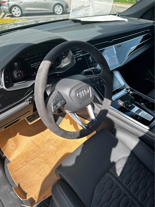 2026 Audi RS Q8 - Image 6 of 10