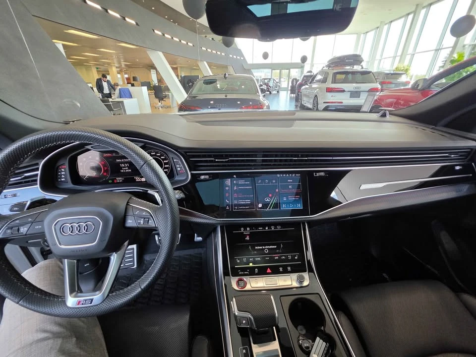 2026 Audi RS Q8 Performance - Image 10 of 10