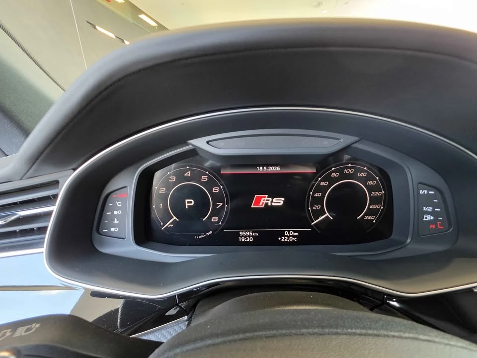 2026 Audi RS Q8 Performance - Image 9 of 10