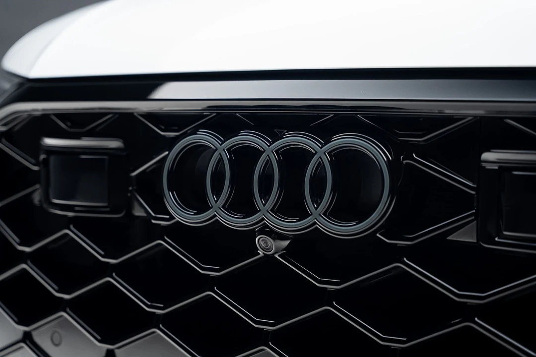 2026 Audi RS Q8 - Image 13 of 21