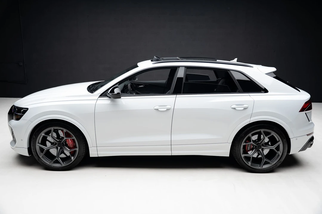 2026 Audi RS Q8 - Image 16 of 21