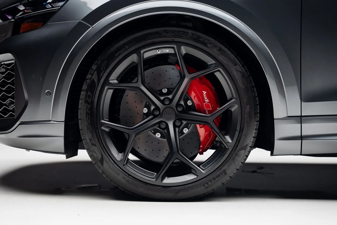 2026 Audi RS Q8 - Image 19 of 21