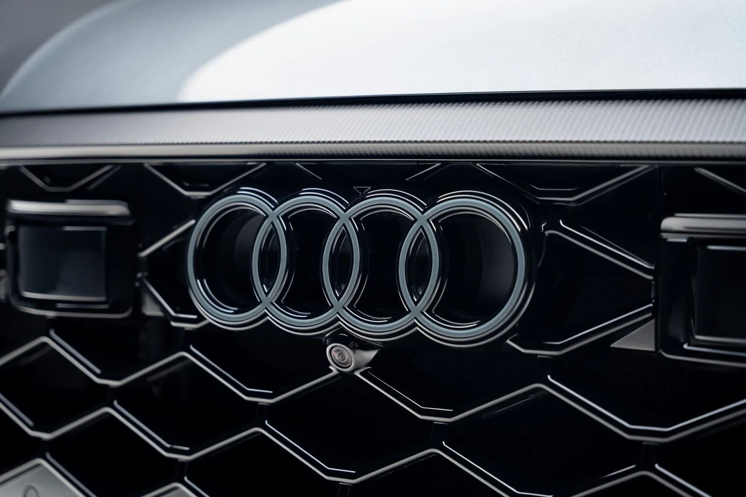 2026 Audi RS Q8 - Image 12 of 21